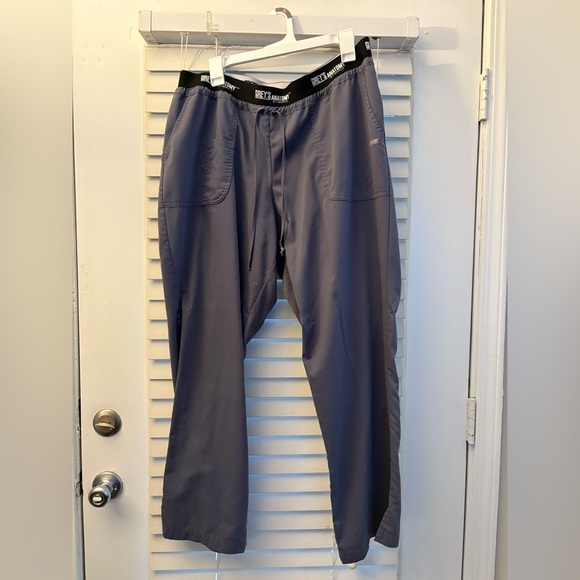 Grey's Anatomy Pants - Grey's Anatomy Graphite color size 2XL women’s scrub pants